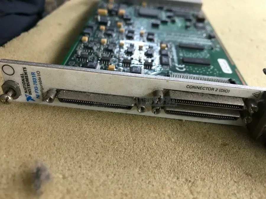 Тестер National Instruments PXI-7831R