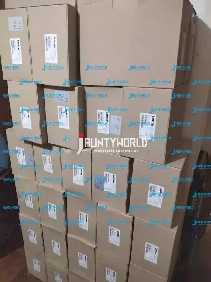 Сервопривод Lenze EVS9321-ET Inverter Servo Drive