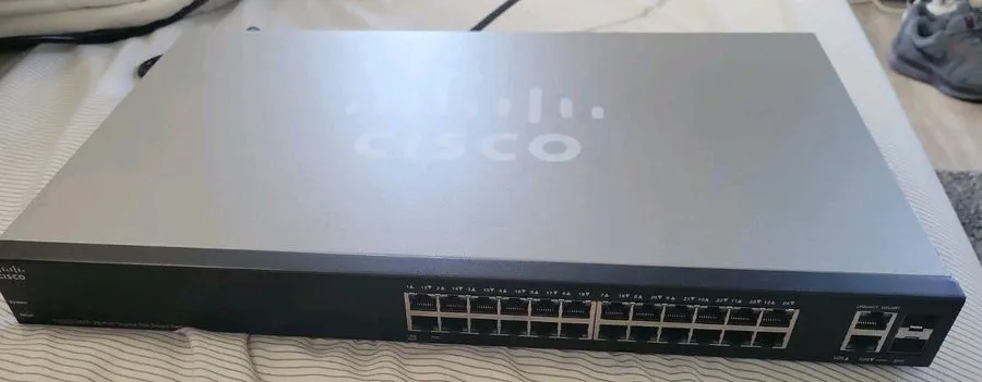Коммутатор Cisco SG200-26FP 26-Port Gigabit PoE Smart Switch