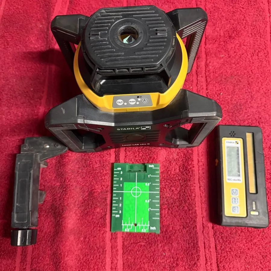 Геодезический прибор Stabila LAR160G Green Beam Rotation Self-Leveling Laser Kit — фото лота 1