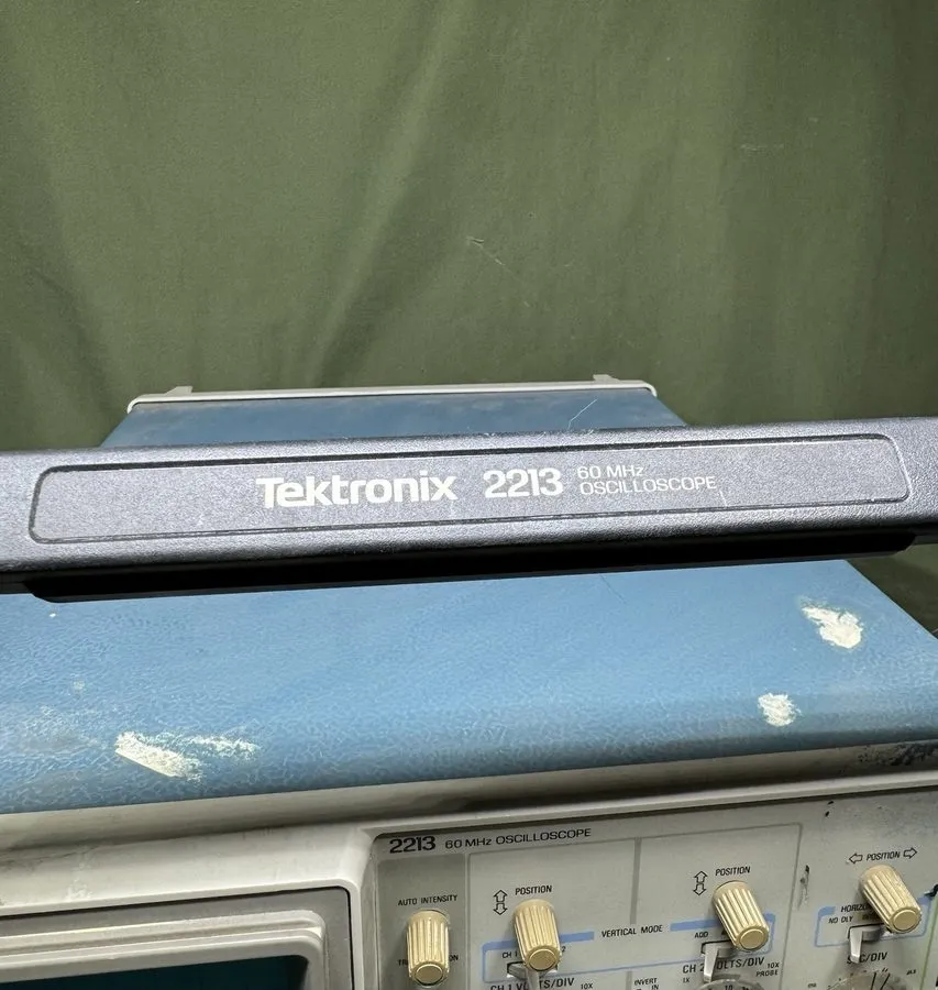 Осциллограф Tektronix 2213 Analog Oscilloscope 60MHz 2 ch