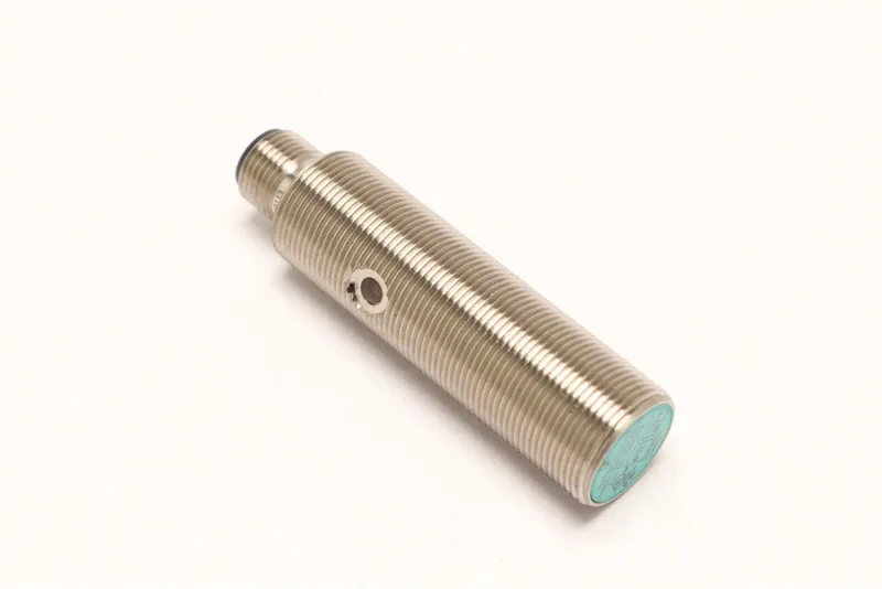 Датчик приближения Pepperl+Fuchs NBB5-18GM60-A2-V1 Proximity Sensor; 084012 ￼