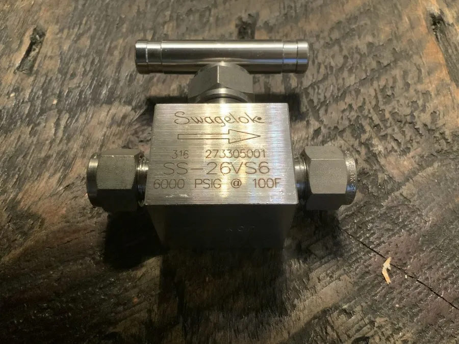 Клапан Swagelok SS-26VS6 Stainless Steel Valve