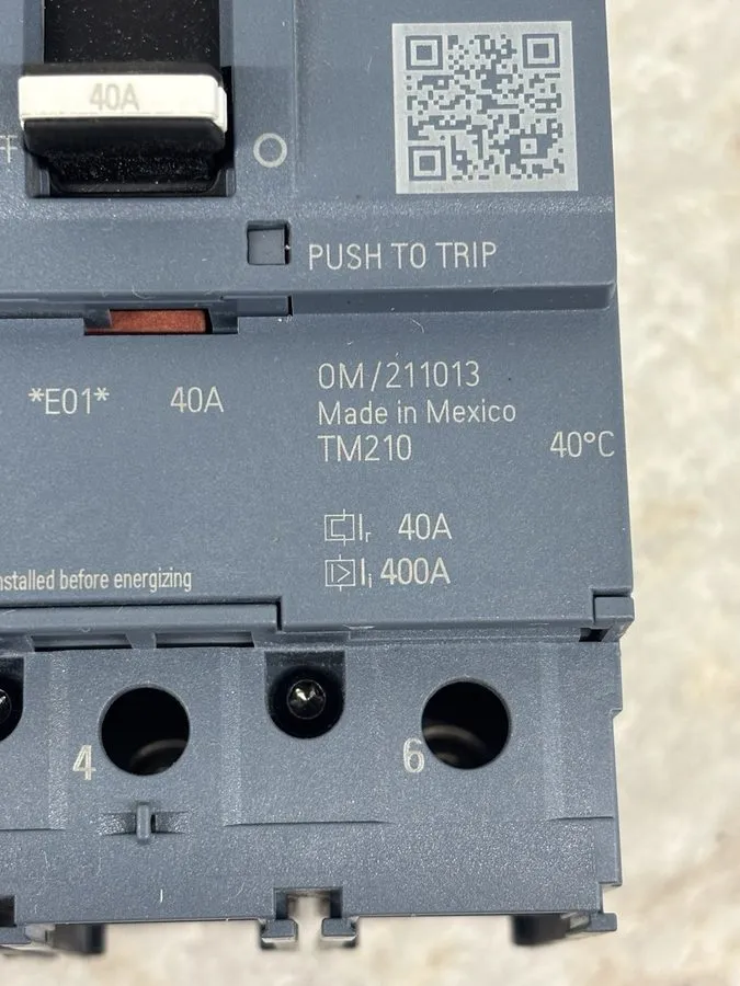 Автоматический выключатель Siemens 3VA4140-6Ed34 3 Pole 40 Amp 600 Volt Circuit  — фото лота 2