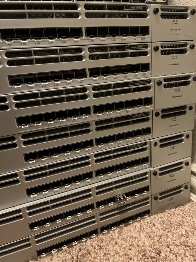 Коммутатор Cisco WS-C3850-12S-S 12-Ports Managed Network Switch Dual 350W AC