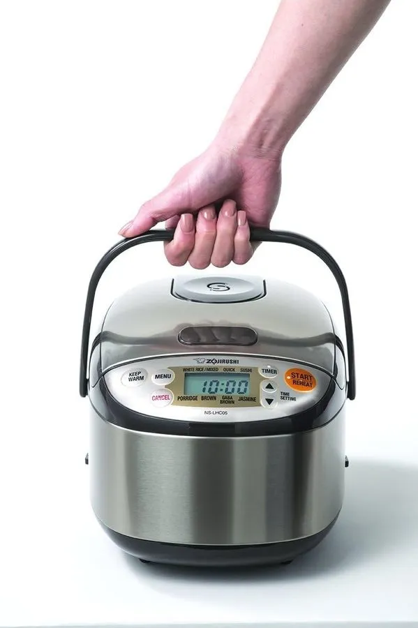 Рисоварка NS-LHC05 Micom Rice Cooker & Warmer Stainless Dark Brown 3 Cups Uncook