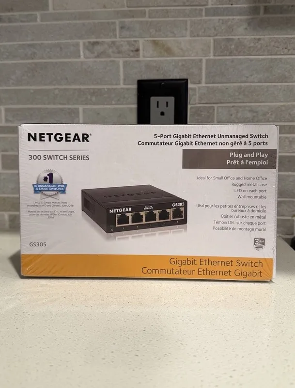Коммутатор NETGEAR GS305v3 5 Port Gigabit Ethernet Unmanaged Switch — фото лота 1