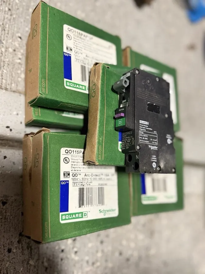 Сканер стен Lot 10 Square D QO115PAFGF QO Arc-D-tect 15A 1P 120V AFCI/GFCI Break — фото лота 2