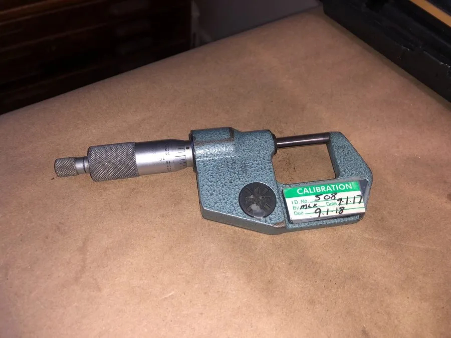 Микрометр 15584 Mitutoyo 293-761-30 digital micrometer 0-1" 0.001MM .00005"