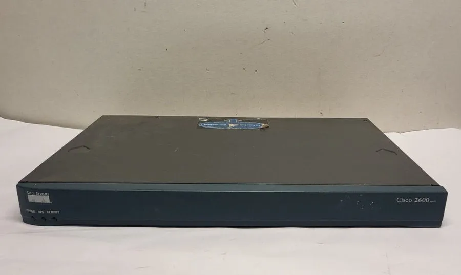 Маршрутизатор Cisco 2620 100 Mbps 10/100 Wireless Router (CISCO2620)