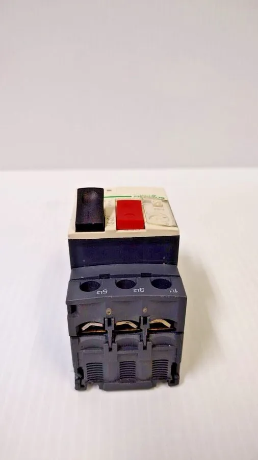 Автоматический выключатель Telemecanique GV2ME16 Motor Starter Circuit Breaker 9