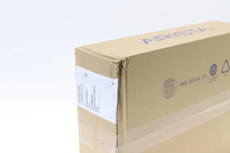 Коммутатор Arista 7010TX 48-Port Gigabit 4x25GbE SFP Network Switch P/N: DCS-701