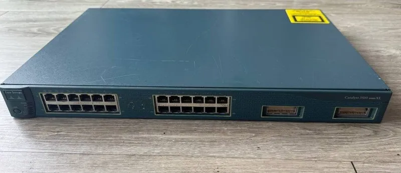 Коммутатор Cisco Catalyst 3500 Series XL WS-C3524-XL-EN 24 Port Ethernet Switch — фото лота 2
