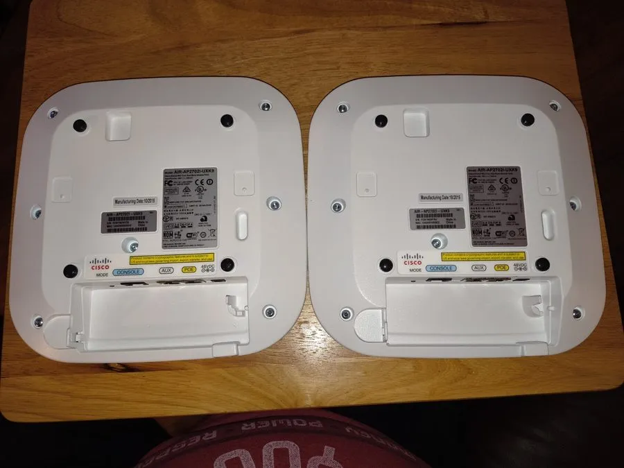 Точка доступа Wi-Fi Cisco Air-AP27021-UXK9 Dual Band Access Point — фото лота 2