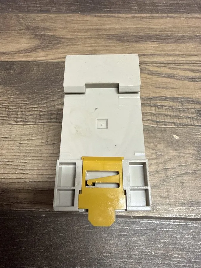 Блок питания OMRON S82S-7727 DIN RAIL POWER SUPPLY — фото лота 1