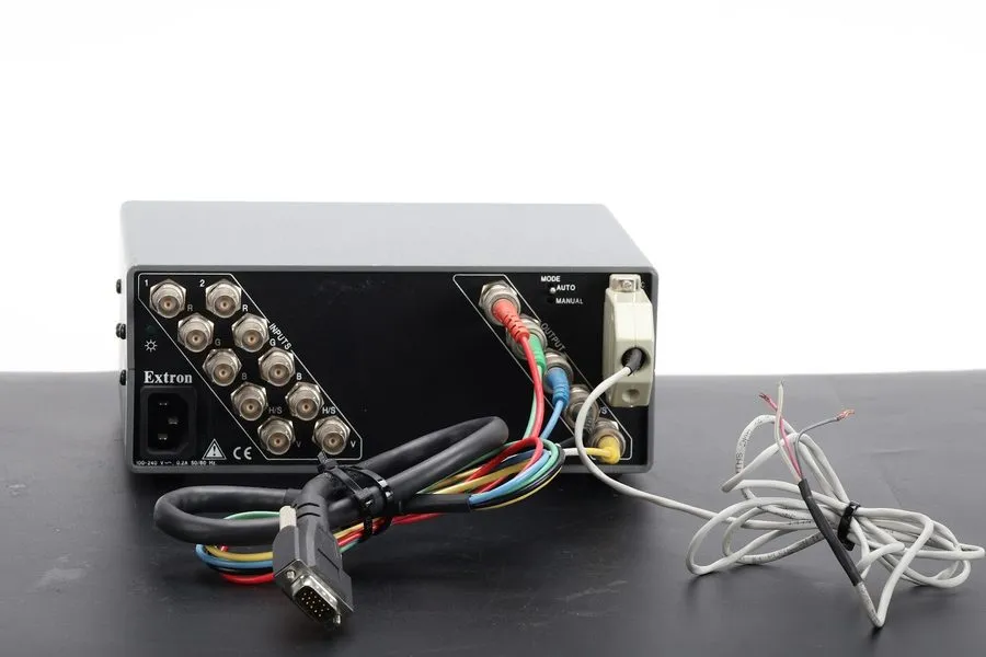 Видеокоммутатор Extron SW2 AR HVxi 2-Input Analog BNC Video+Audio Switcher With  — фото лота 2