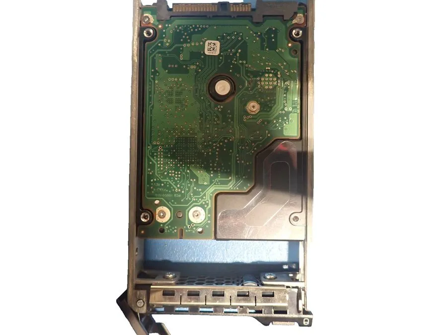 Сервер IBM System x 600GB 10K SAS 6Gb/s 3.5" Hot Swap HDD ST9600204SS