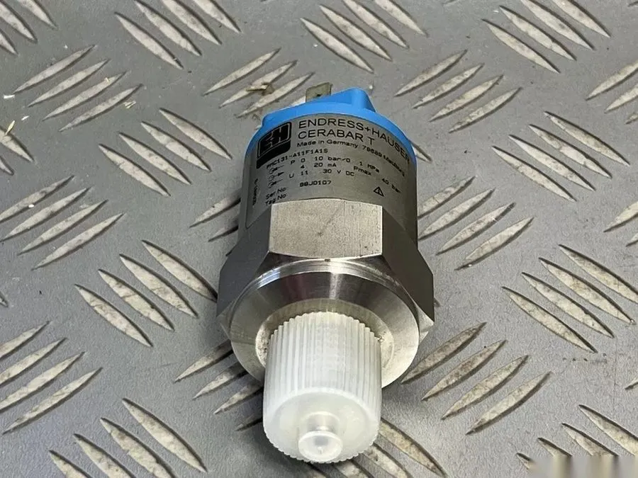 Датчик Endress+Hauser Cerabar T PMC131-A11F1A1S MWP 26.7 Bar