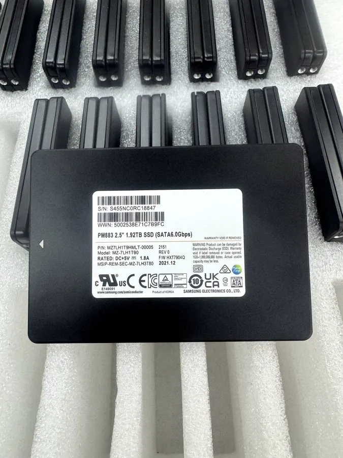 SSD-накопитель MZ7LH1T9HMLT-00005 Samsung PM883 1.92TB SATA 6Gbps RI 2.5" SSD MZ
