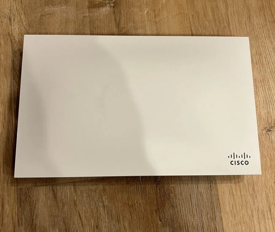 Точка доступа Wi-Fi Cisco Meraki MR42 WiFi 6 Indoor Wireless Access Point UNCLAI