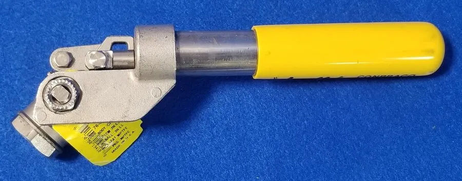 Клапан Apollo Valves 7650101A 1/4" Fnpt Stainless Steel Ball Valve Inline