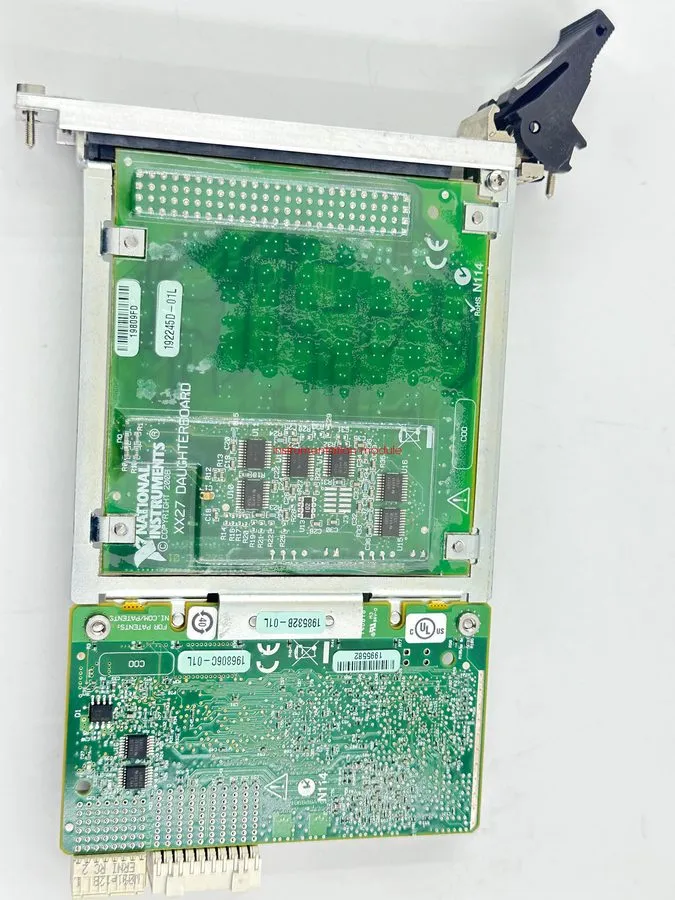 Модуль National Instruments NI PXIe-2527 Multiplexer Switch Module