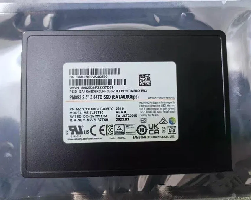 SSD-накопитель Samsung PM893 Series 3.84TB SATA 6Gb/s 2.5inch Internal SSD MZ-7L