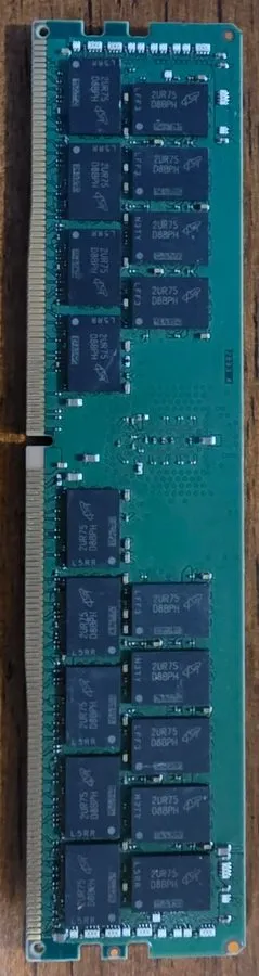 Модуль памяти Micron 32GB 2Rx4 PC4-3200AA-RB2 (1x32GB) Server RAM
