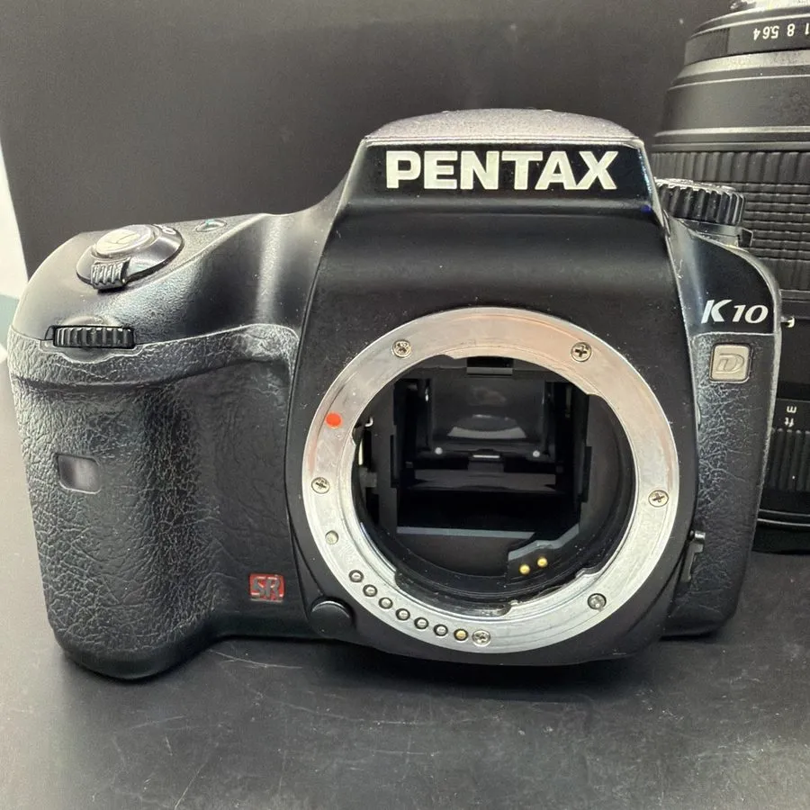 Фотокамера PENTAX K10D 10.2 MP DSLR Camera w Tamron AF70-300 lens- 2 Batteries & — фото лота 2