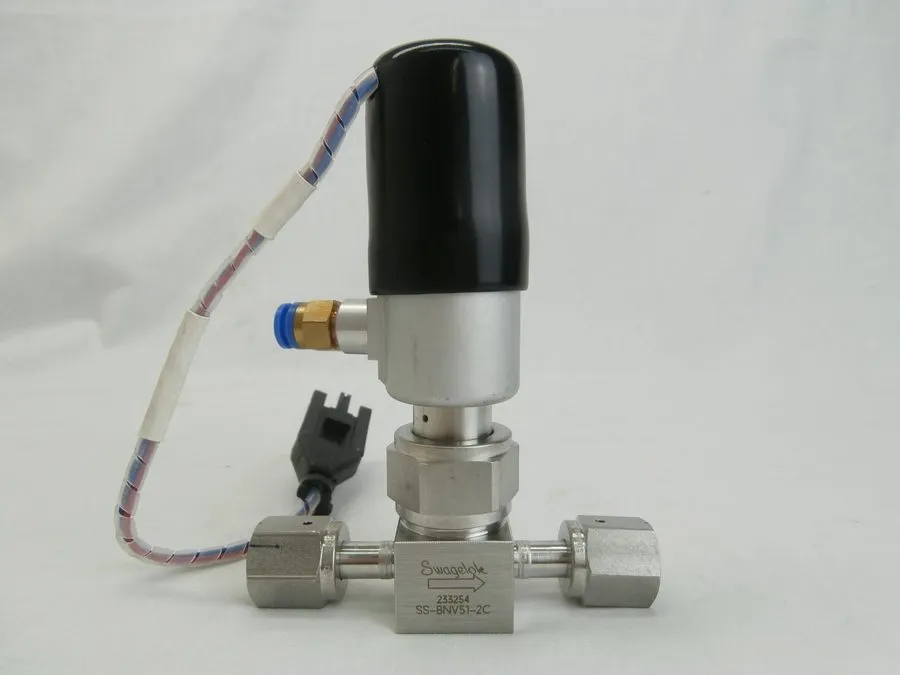 Клапан Swagelok SS-BNV51-2C High-Purity Bellows Valve AMAT 9150-00180