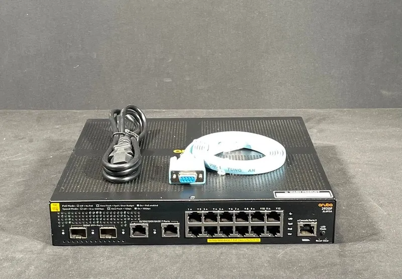 Коммутатор HPE Aruba 2930F 12 port Gigabit PoE+ Switch JL693A