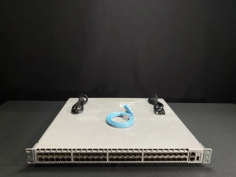 Коммутатор Arista DCS-7150S-52-CL-F 52 Port 10GbE SFP+ Ethernet Switch