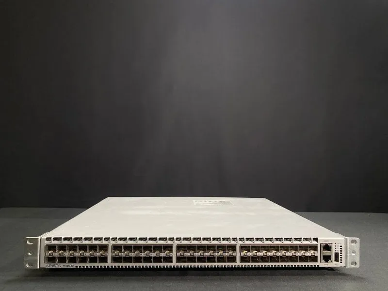 Коммутатор Arista DCS-7150S-52-CL-F 52 Port 10GbE SFP+ Ethernet Switch — фото лота 2