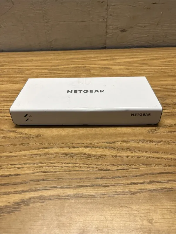 Коммутатор Netgear Insight Vizn GC110 8 port Lan + 2 x SFP Smart Cloud Managed S