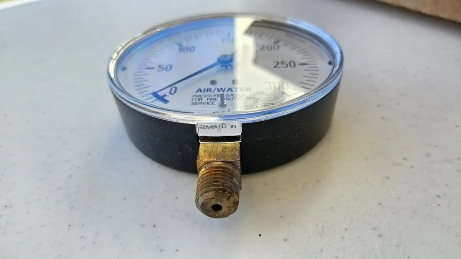 Трубопроводная арматура Wika Instruments 4276095 111.10SP 4" Air/Water Pressure 