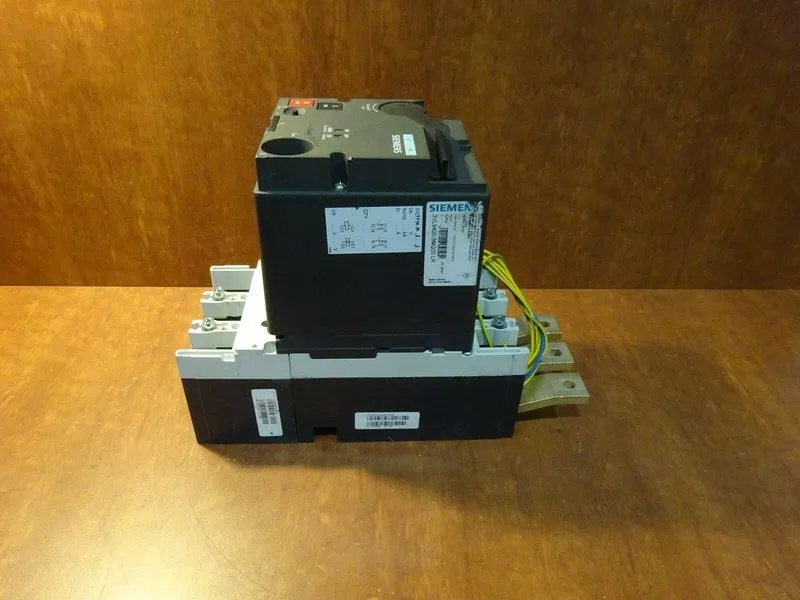Автоматический выключатель Siemens 400A circuit breaker including motor 3VL9400-