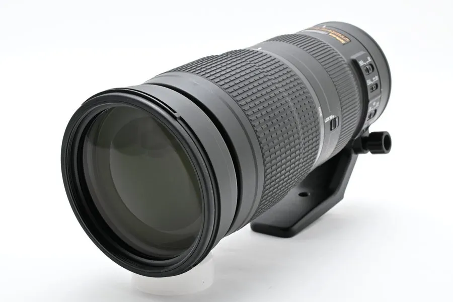 Объектив Nikon 200-500mm f/5.6E AF-S NIKKOR ED VR Lens, Works Perfectly