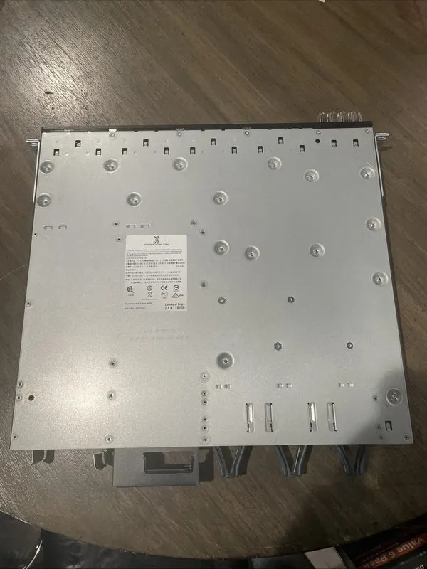 Коммутатор Cisco WS-C3650-48PS-L 48 Port PoE+ Gigabit IP Base Switch — фото лота 2