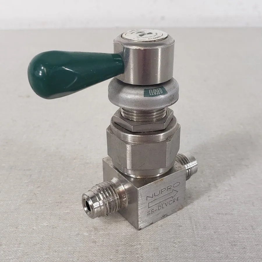 Клапан Swagelok SS-DLVCR4 Stainless Steel Diaphragm Valve 1/4" VCR