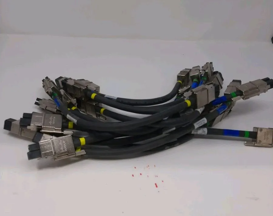 Коммутатор Cisco 37-1122-01 Stack Connection Data Network Interface Cable