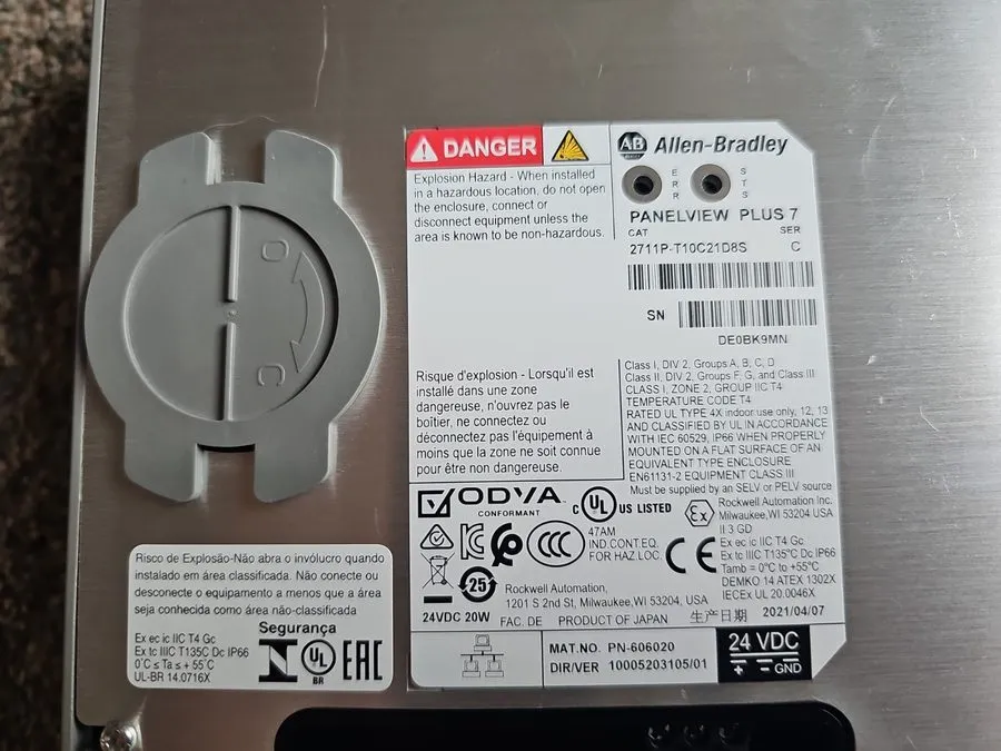 Панель оператора Allen Bradley 2711P-T10C21D8S PanelView Plus, Color 10.4" Termi