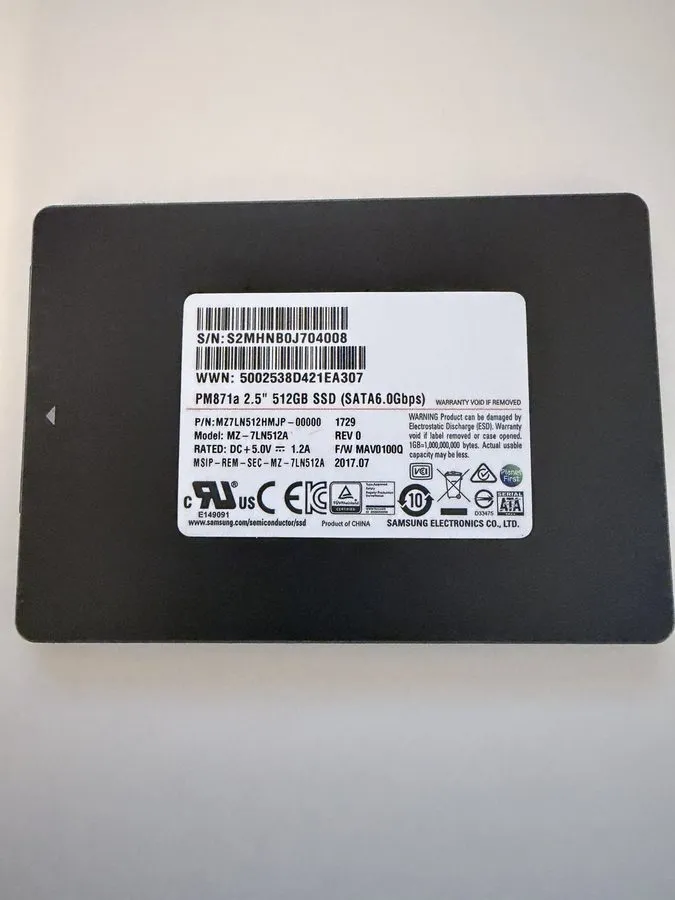 SSD-накопитель Dell Samsung PM871a 256GB SATA III 6Gb/s 2.5-Inch SSD 45W8J 045W8