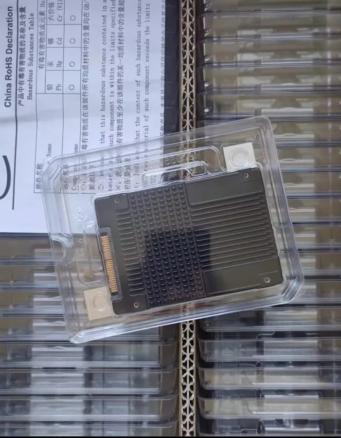 Жёсткий диск Intel Optane DC P4800X Series 750GB, 2.5" x 15mm, U.2, PCIe 3.0 x4,