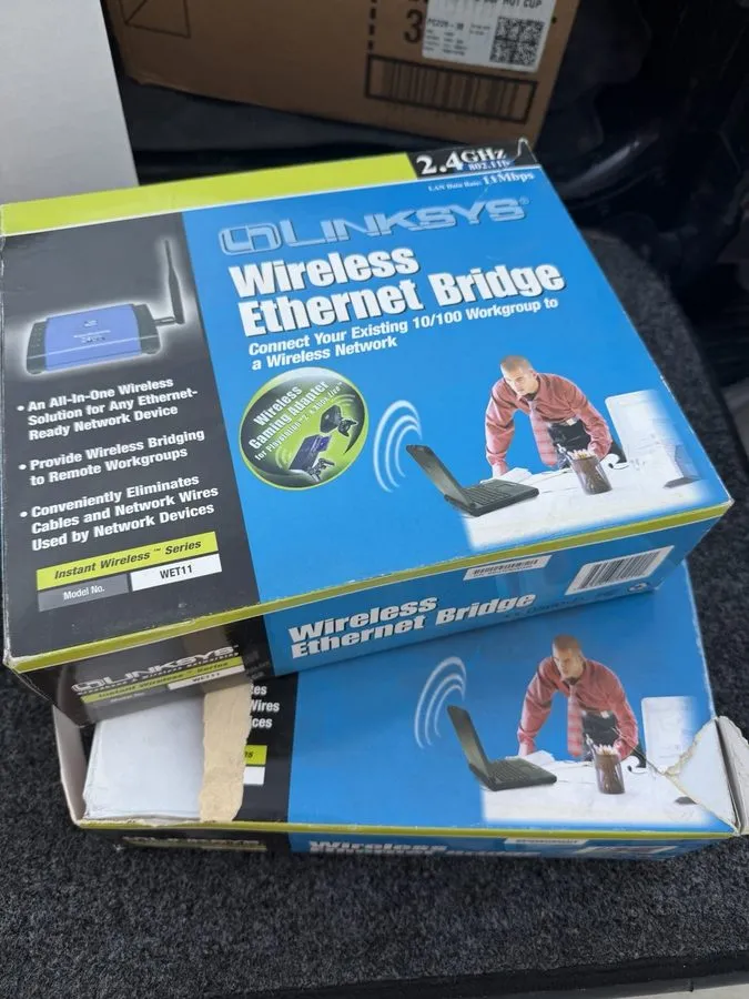Маршрутизатор LINKSYS BEFW11S4 WIRELESS-B 2.4GHz 4-PORT BROADBAND ROUTER 802.11B