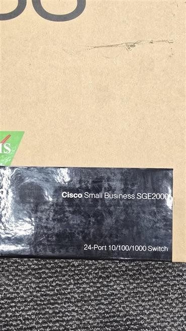 Коммутатор CISCO SGE2000 V01 24-PORT 10/100/1000 SWITCH (R2S2.6)