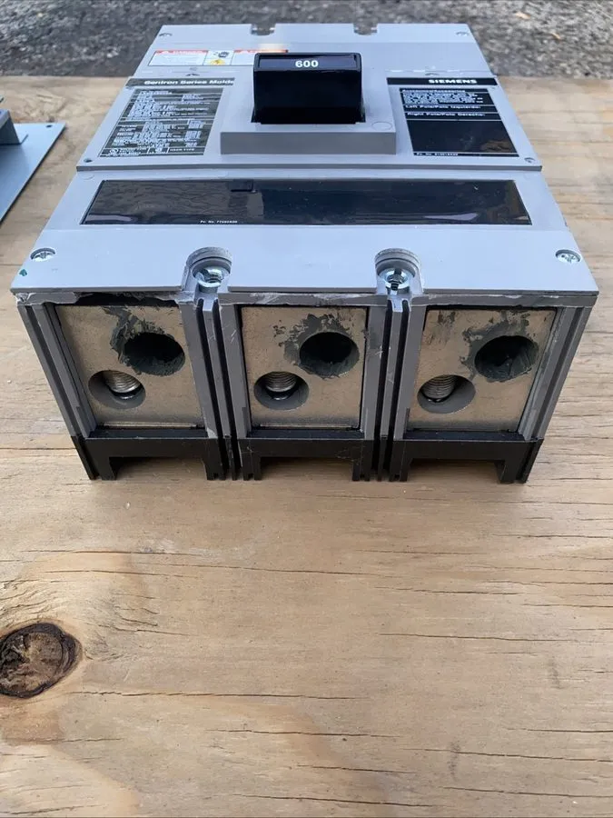 Автоматический выключатель Siemens lxd63s600a Sentron Series 600A 600V 3P Circui — фото лота 1