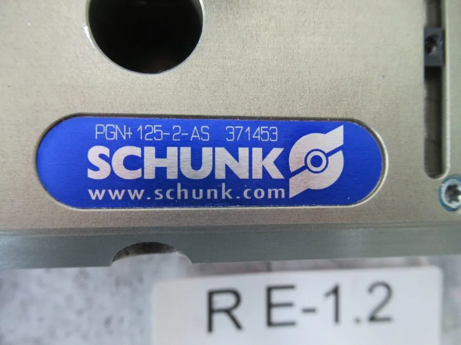 Робот Schunk PGN+ 125/2 / 371153 Universal Gripper + Balluff BES516-324-G-E4-C-S