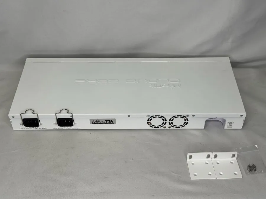 Маршрутизатор MikroTik CCR1009-7G-1C-1S+ Cloud Core Series Router CCR1009