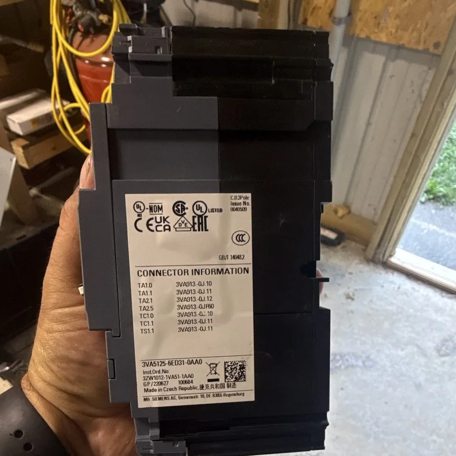 Автоматический выключатель Siemens 3VA5125-6ED31-0AA0 3p 25a 65k Circuit Breaker
