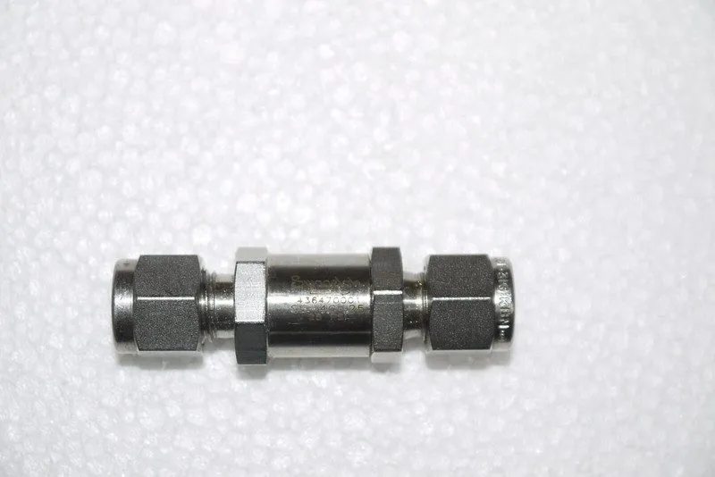 Клапан Swagelok SS-4C-25 Stainless Steel Poppet Check Valve FNSP